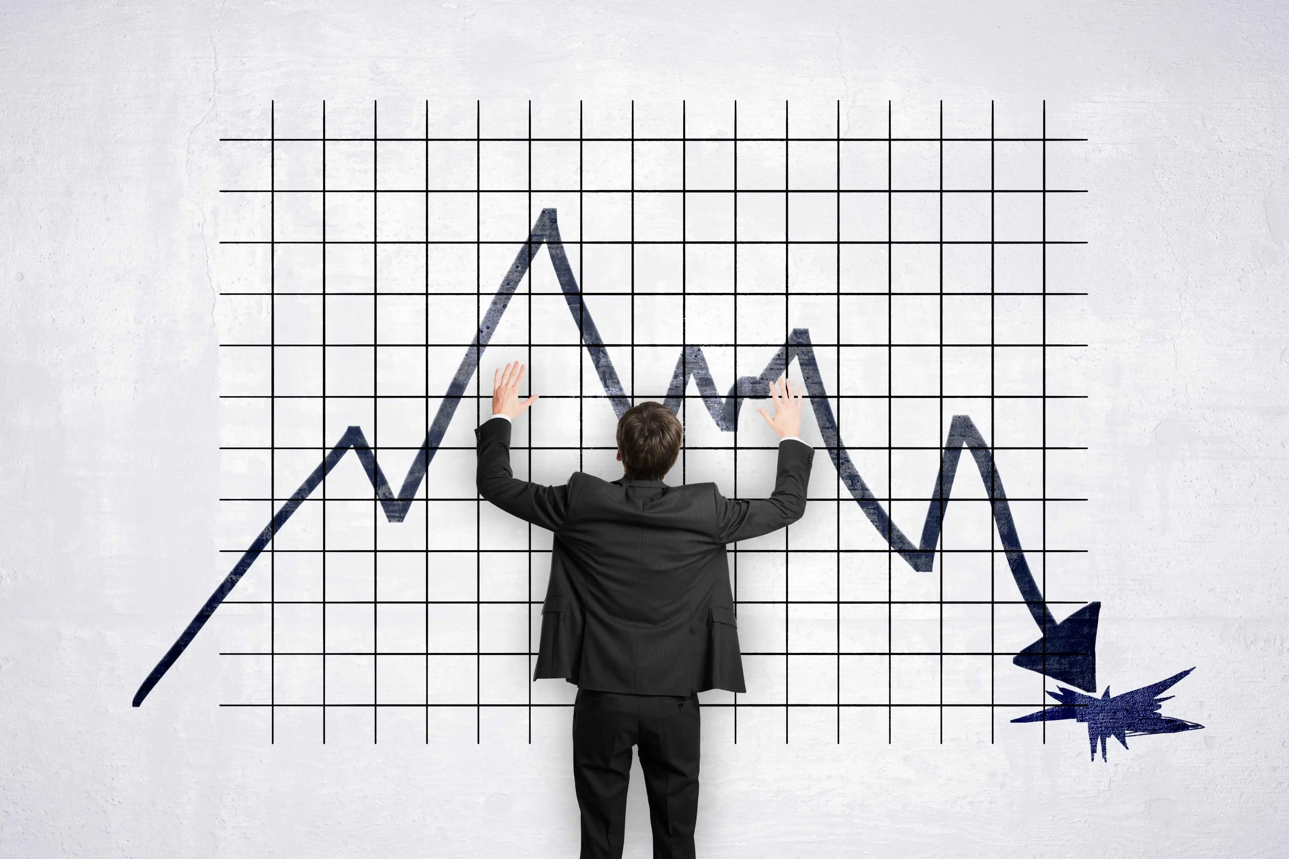 Dynamics 365 customer service metrics, service team performance, KPI optimization, customer experience analytics, and performance improvement — Dynamics Monk.
